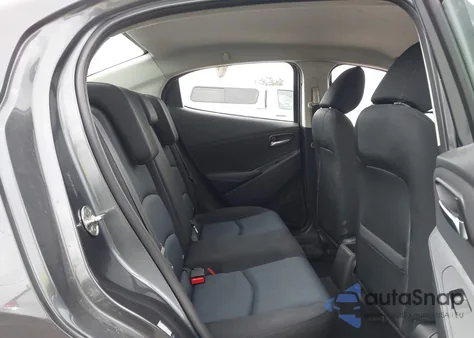 2017 Toyota Yaris Ia из США, поврежденный, VIN 3MYDLBYV9HY158859